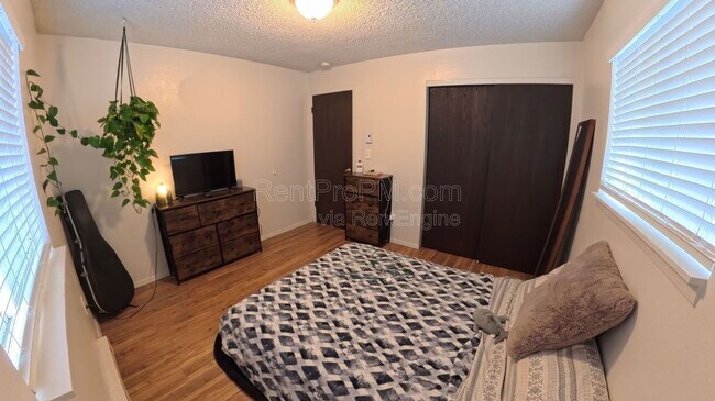 Building Photo - 1713 Erin Ct