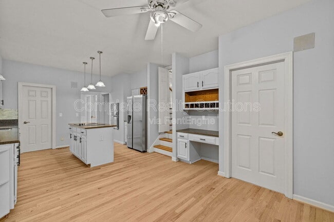 Building Photo - 14637 Timberlake Manor Ct