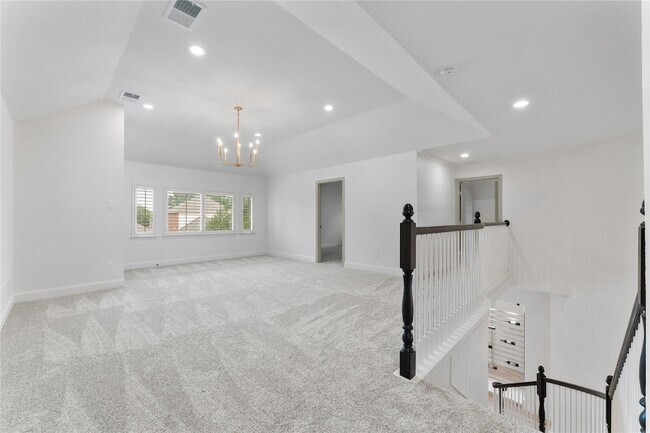 Building Photo - 3316 Westover Dr