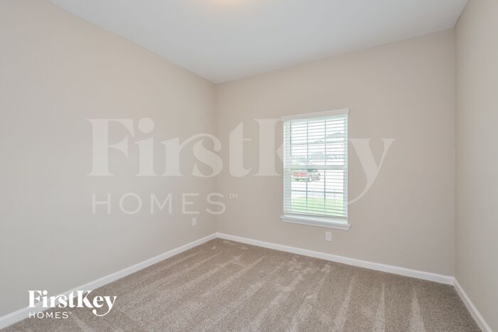 Building Photo - 496 Grand Landings Pkwy
