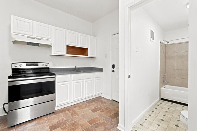 Building Photo - 2460 N 19th St
