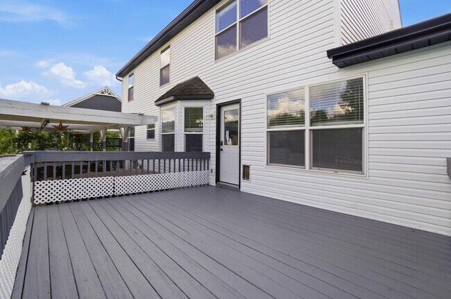 Building Photo - 5974 Rings Rd