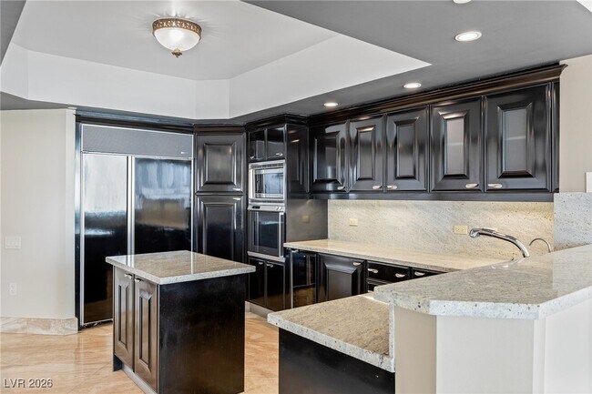 Building Photo - 2777 Paradise Rd