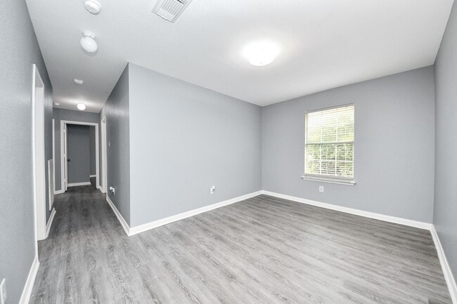 Building Photo - 15227 Western Skies Dr