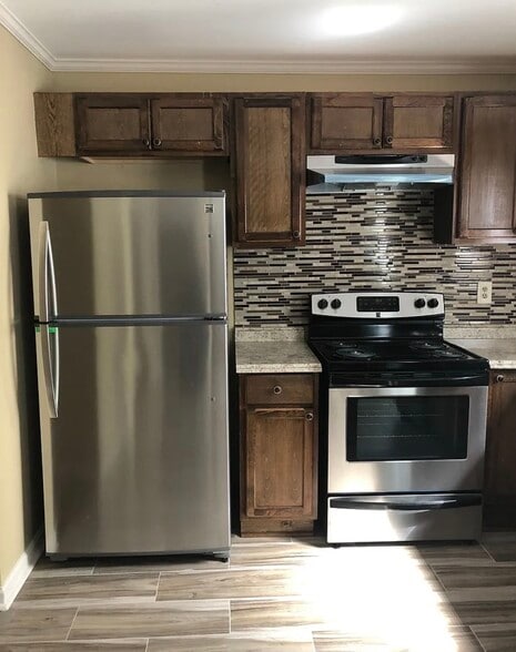 Building Photo - 8547 Westchester Dr