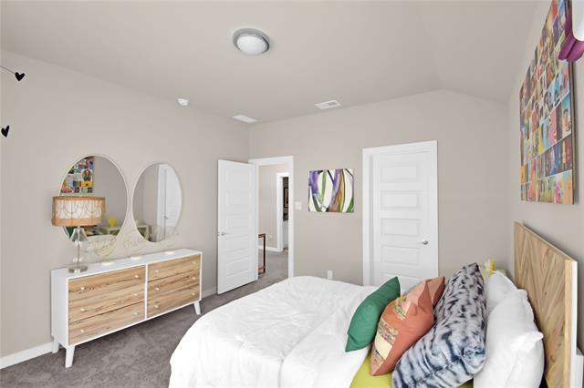 Building Photo - 1901 Crestwood Ln