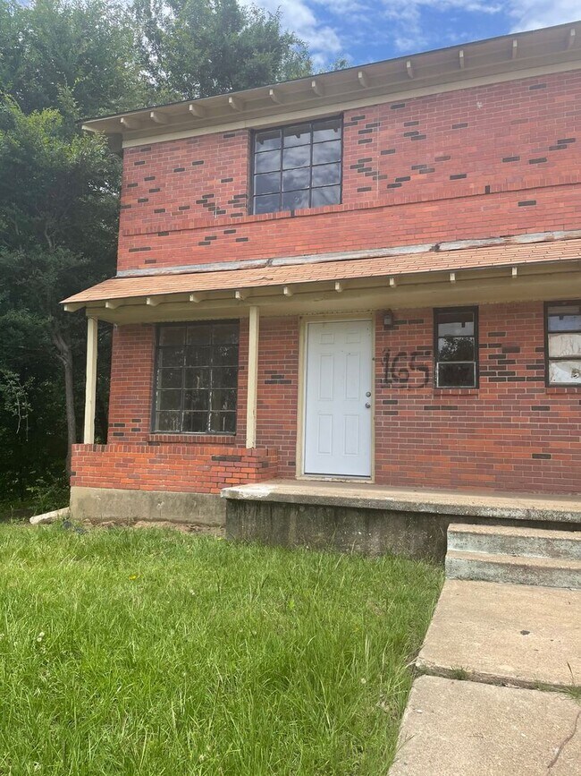 Building Photo - 165-167-167 Hubbard Dr