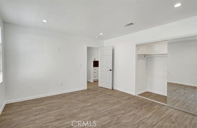 Building Photo - 6219 Glide Ave