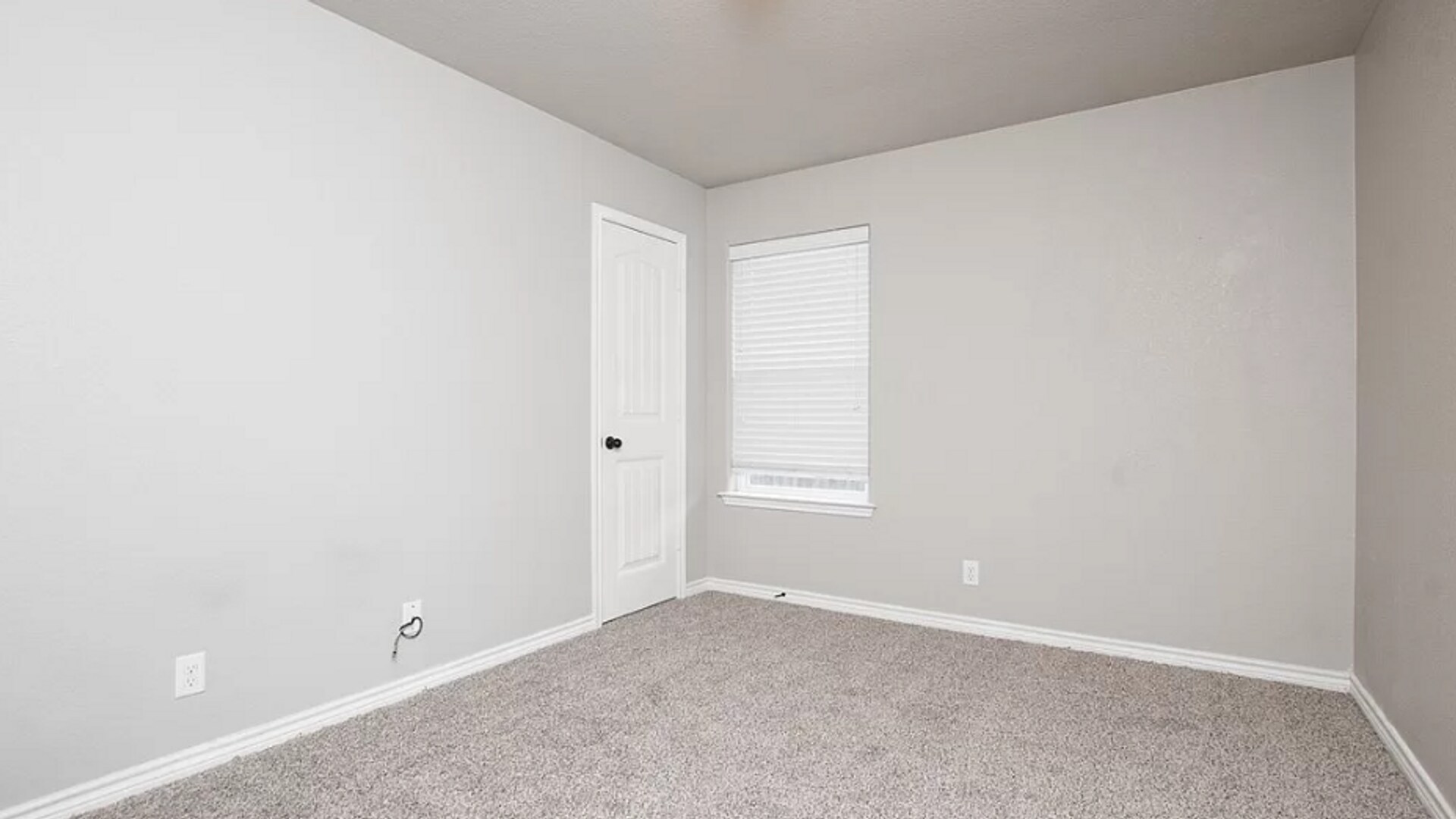 Building Photo - 523 Kacie Dr