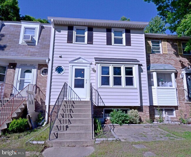 Building Photo - 22426 Greenview Ct