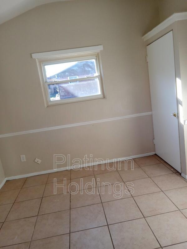 Building Photo - 1063 Neville Ave