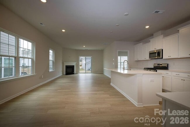 Building Photo - 1709 Heron Ct