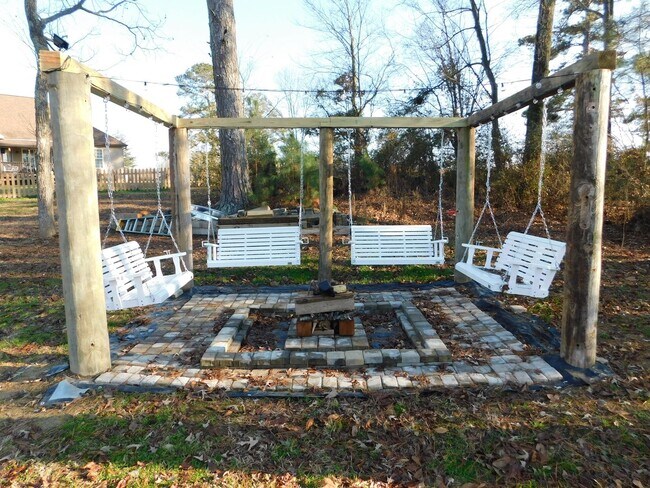 Building Photo - 4391 GA-225