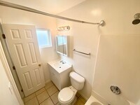 Building Photo - Euclid (Saulo Trust)