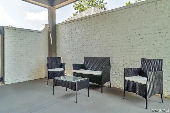 Building Photo - 7132 Fain Park Dr