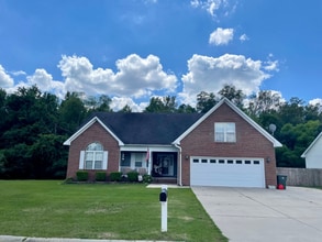 Building Photo - 7309 Scenic View Dr