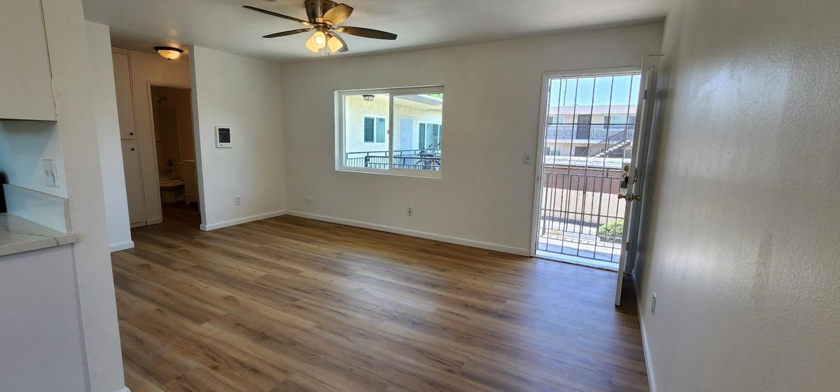 Building Photo - 4419 Rosebud Ln