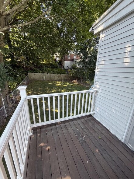 Building Photo - 92 Brayton Rd