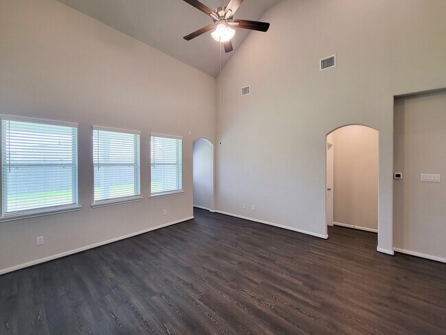 Building Photo - 10423 Astor Pt Trl