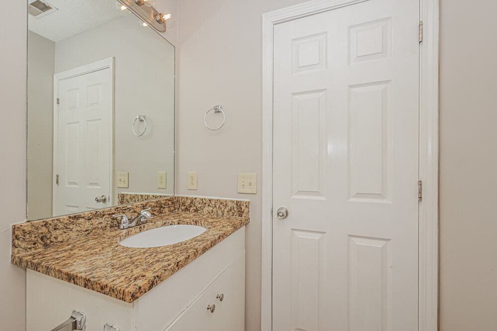 Building Photo - 1936 Turnberry Ct