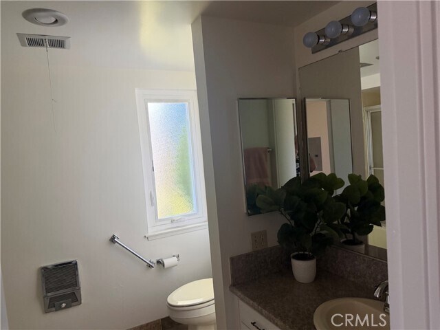 Building Photo - 363 Avenida Castilla