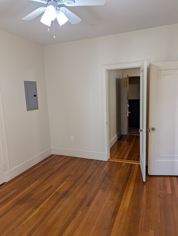 Building Photo - 390 Fellsway W