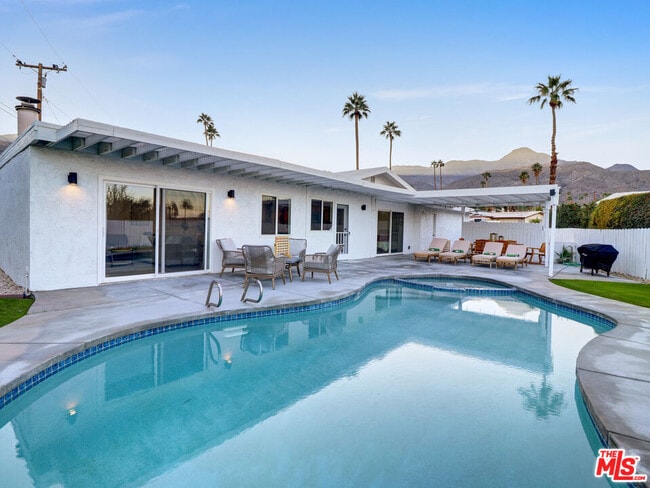 Building Photo - 39390 Marietta Cir