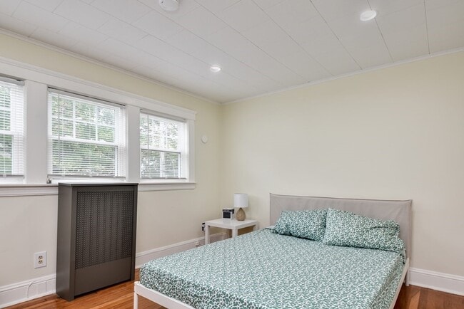 Building Photo - 45 Belvidere Ave