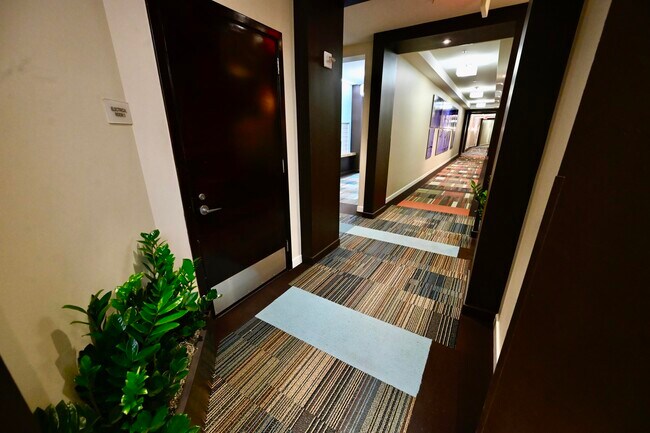 Building Photo - 550 Okeechobee Blvd
