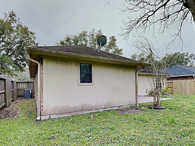 Building Photo - 2955 County Rd 855B
