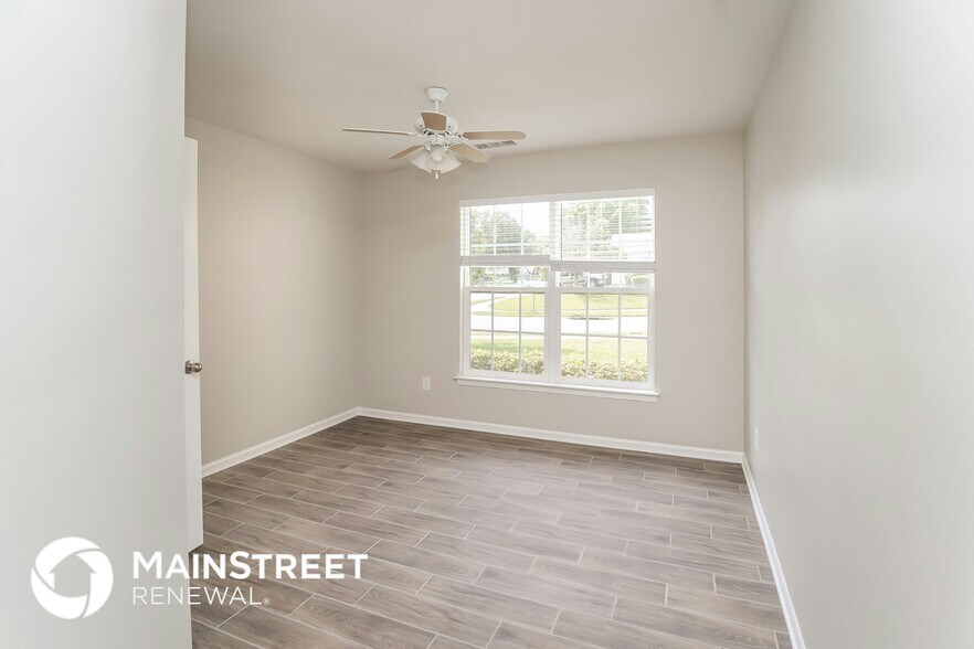 Building Photo - 3302 Covelo Ct