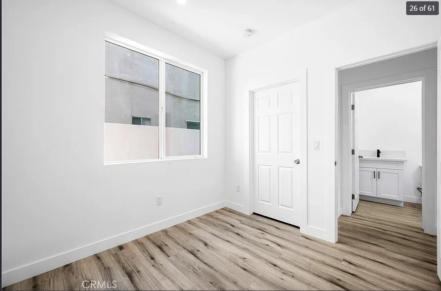 Building Photo - 10857 Morrison St