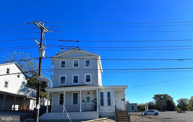 Building Photo - 117 N Black Horse Pike