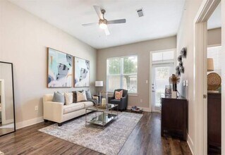 Building Photo - 2 bedroom in Cypress TX 77429