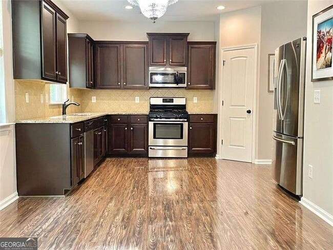 Building Photo - 4408 Black Hills Dr NW