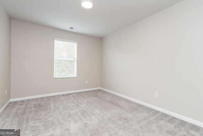 Building Photo - 319 Hamilton Pointe Dr