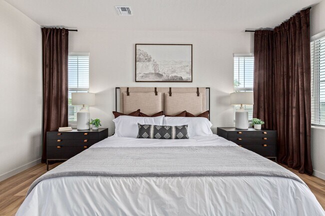 Building Photo - BEAUTIFUL PHOENIX HOME IN GATED COMMUNITY!