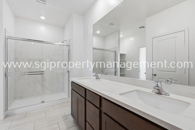 Building Photo - 25489 W Fraktur Rd