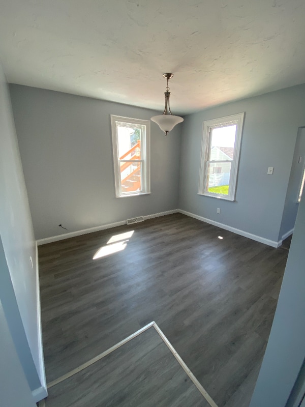 Building Photo - 712 Linden Ave