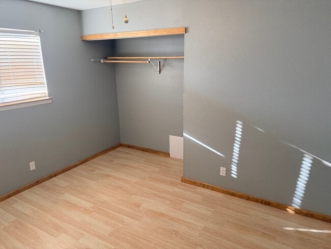 Building Photo - 663 Duke Ave