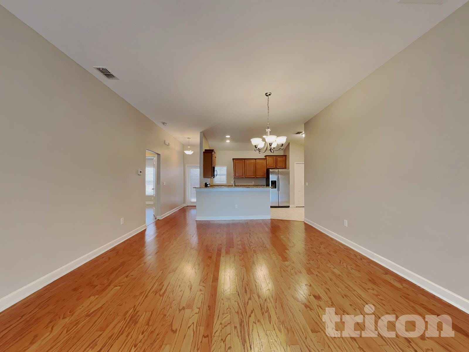 Building Photo - 13806 Newport Shores Dr