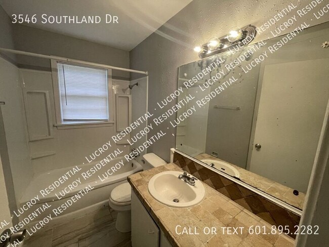 Building Photo - 3546 Southland Dr
