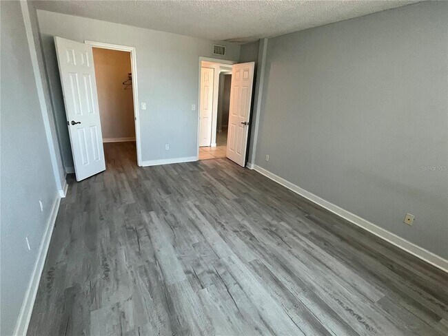 Building Photo - 2650 Coconut Bay Ln