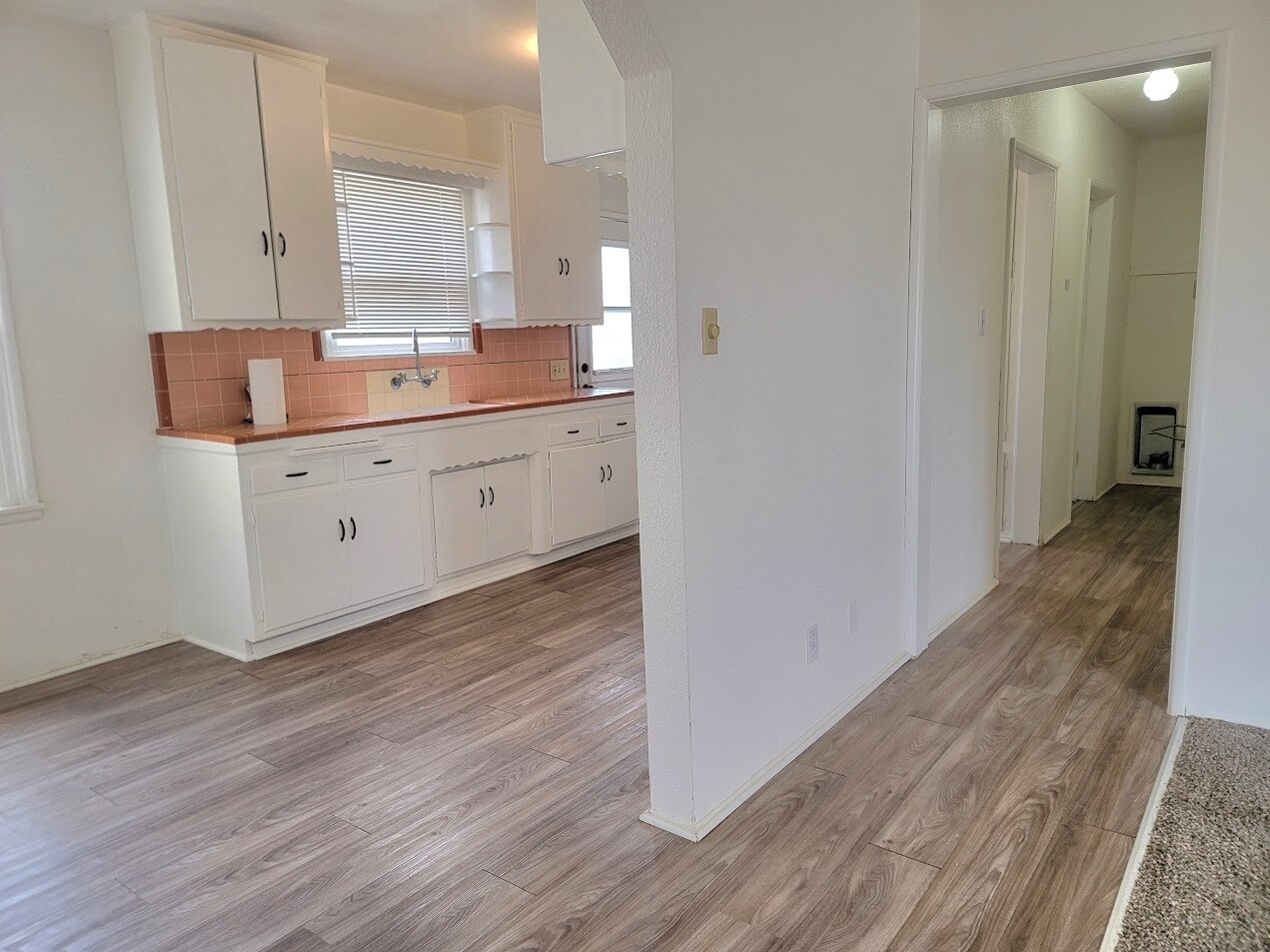 Building Photo - 16911 Glenetta Way