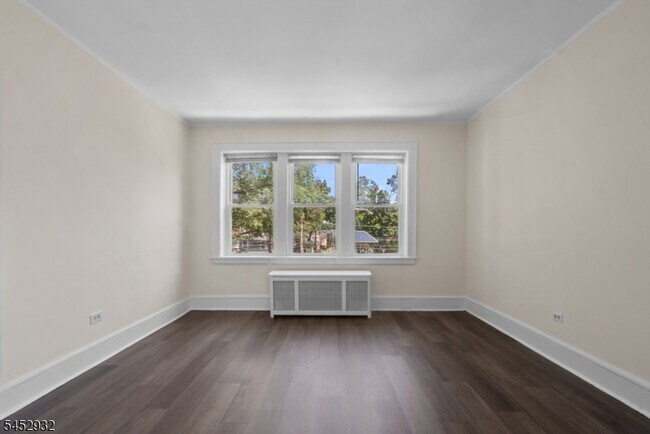 Building Photo - 60 Elmwood Ave