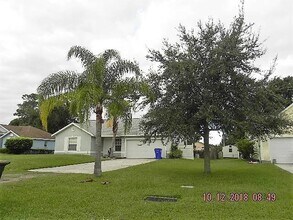 Building Photo - Charming 3 bedroom 2 Bath Home in St Cloud