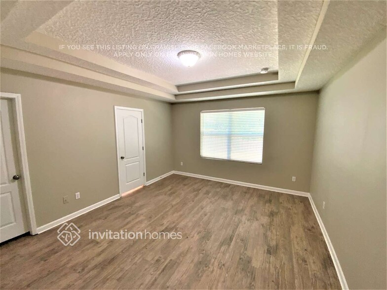 Building Photo - 12195 Jenny Oak Ct