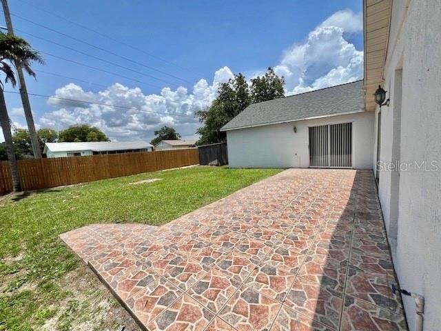 Building Photo - 2342 Queenswood Cir