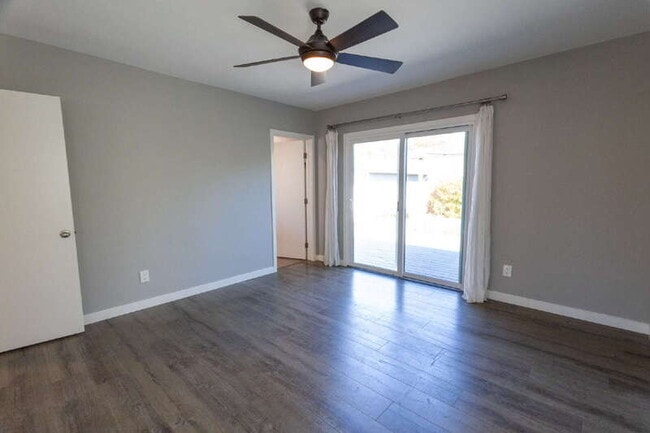 Building Photo - 4513 E Cervato St