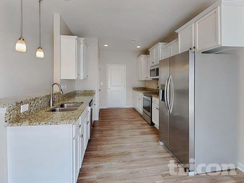 Building Photo - 519 Knothole Ln